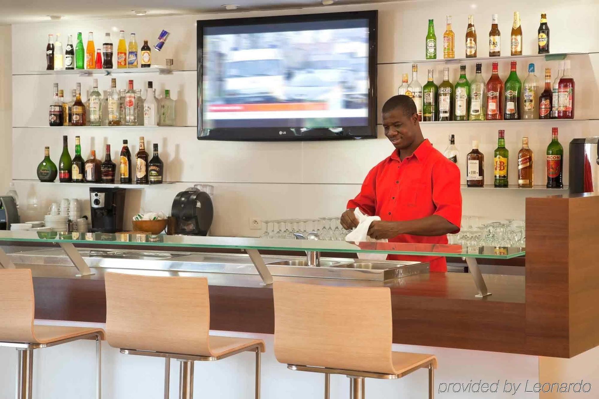 Hotel Ibis Styles Abidjan Marcory Exterior foto