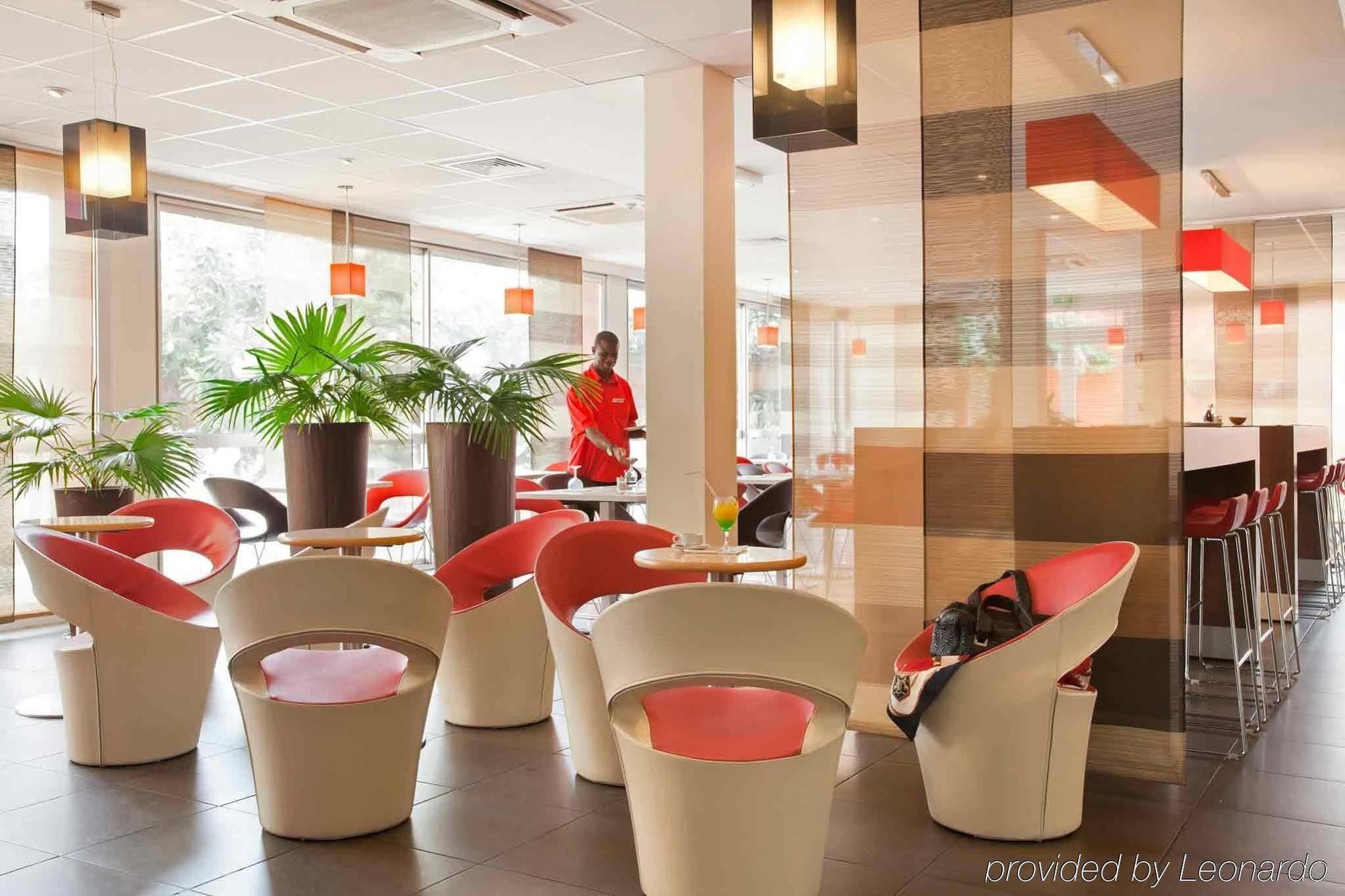 Hotel Ibis Styles Abidjan Marcory Restaurante foto